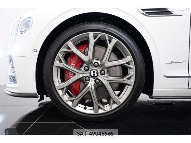 Bentley Bentley 2023-11 7782827-4