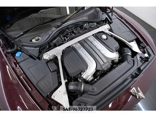 Bentley Bentley 2021-11 8129123-10