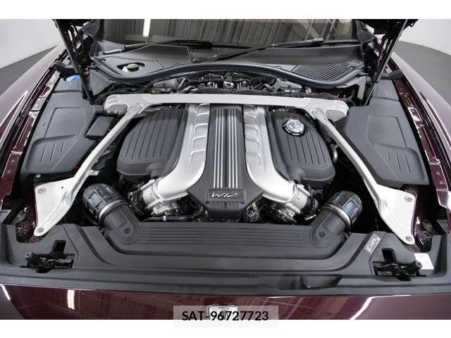 Bentley Bentley 2021-11 8129123-11