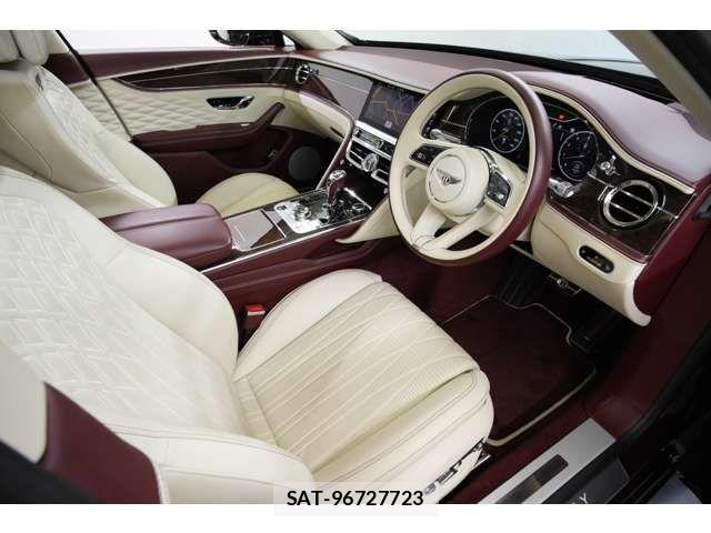 Bentley Bentley 2021-11 8129123-12