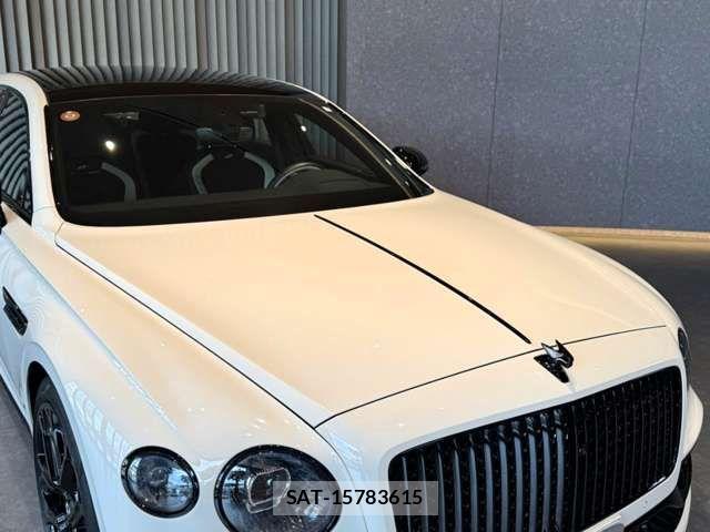 Bentley Bentley 2023-12 8665843-15