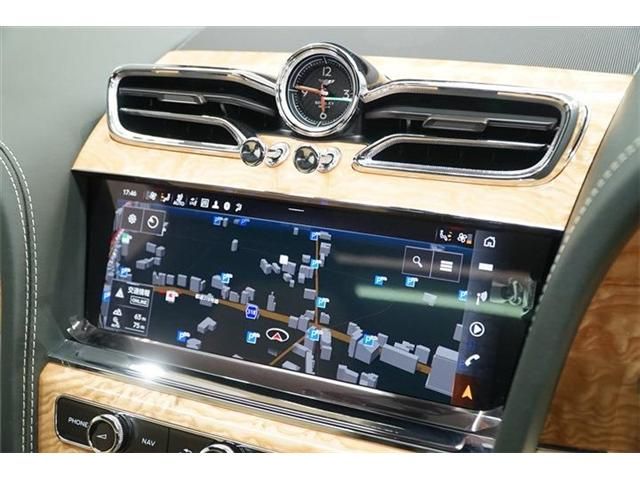 Bentley BENTAYGA 2022-12 469963-18