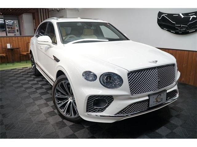 Bentley BENTAYGA 2022-12 469963-1