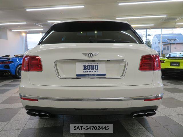 Bentley BENTAYGA 2019-07 4930741-10