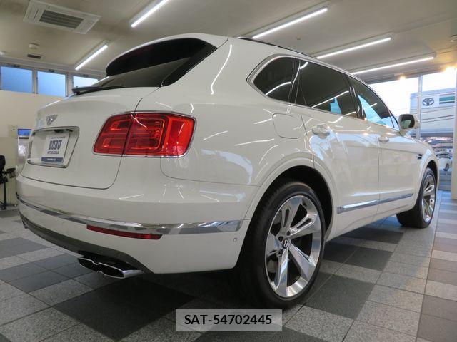 Bentley BENTAYGA 2019-07 4930741-15
