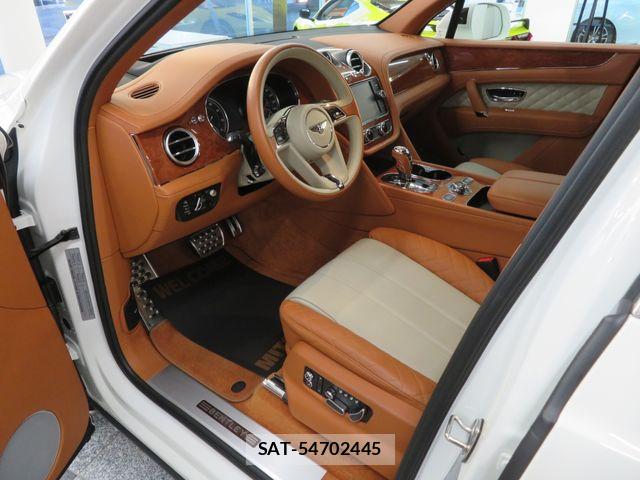 Bentley BENTAYGA 2019-07 4930741-16