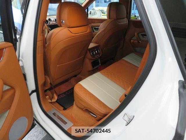 Bentley BENTAYGA 2019-07 4930741-19