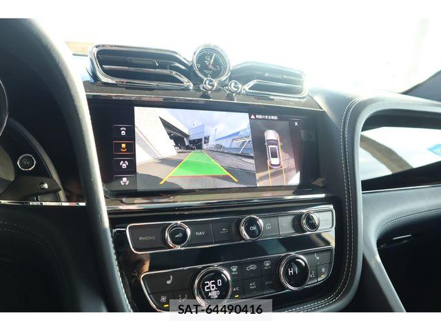 Bentley BENTAYGA 2022-01 6750930-9