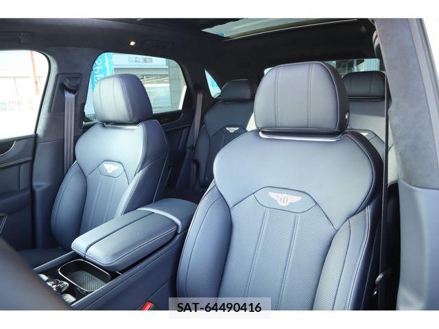 Bentley BENTAYGA 2022-01 6750930-12