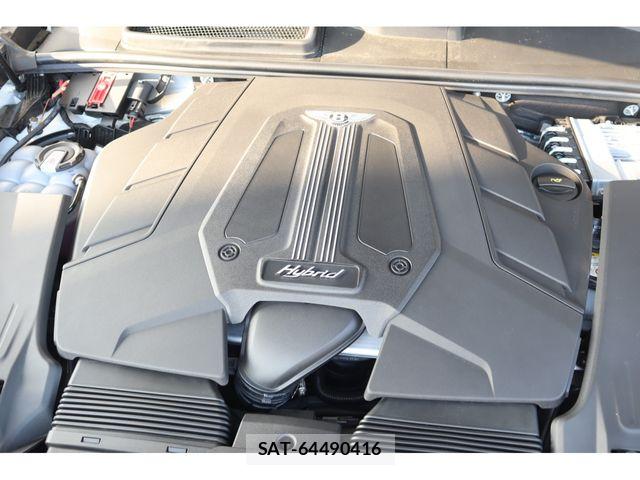 Bentley BENTAYGA 2022-01 6750930-16