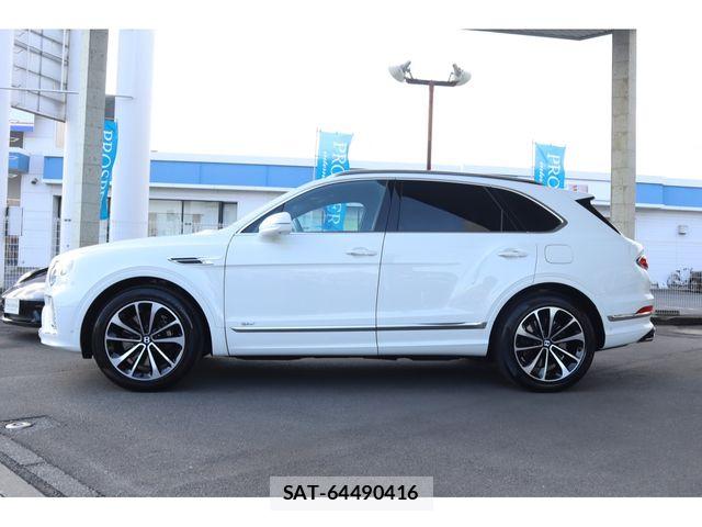 Bentley BENTAYGA 2022-01 6750930-4
