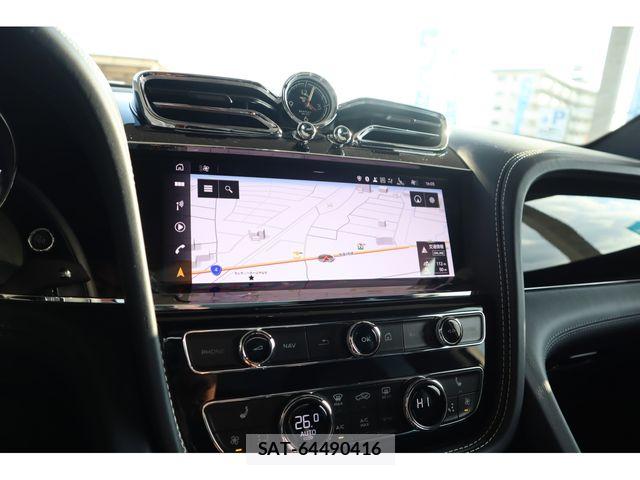 Bentley BENTAYGA 2022-01 6750930-8