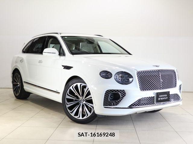 Bentley BENTAYGA 2023-08 7213751-12