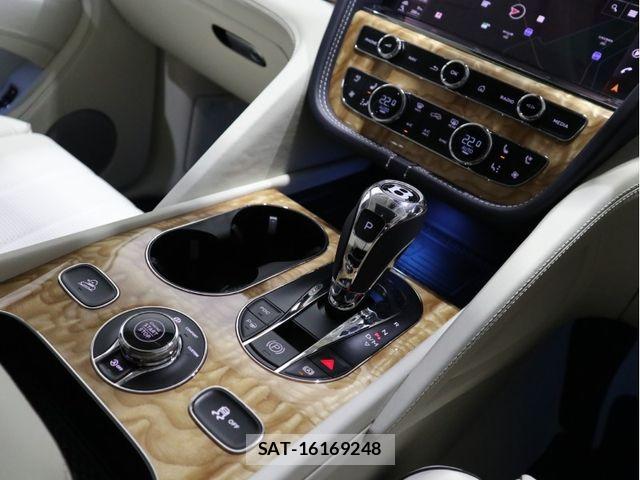 Bentley BENTAYGA 2023-08 7213751-24