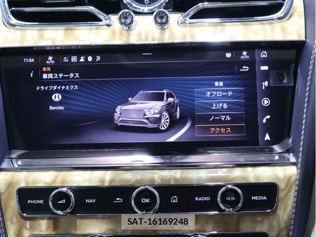 Bentley BENTAYGA 2023-08 7213751-28