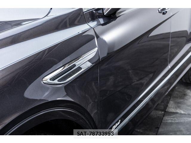Bentley BENTAYGA 2022-02 7391440-17