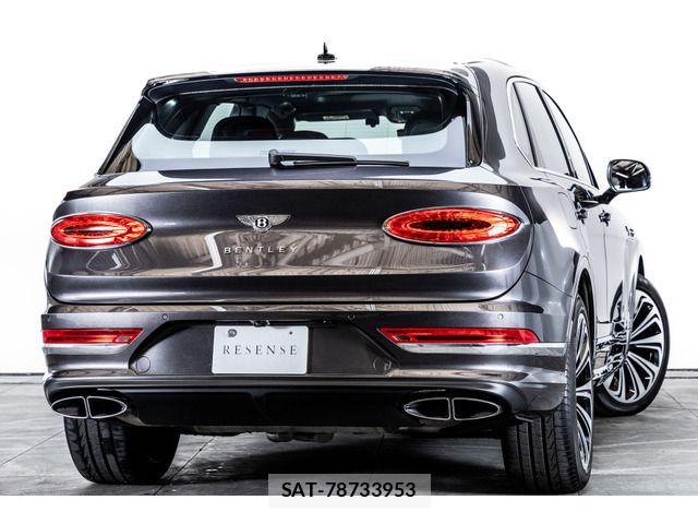 Bentley BENTAYGA 2022-02 7391440-2