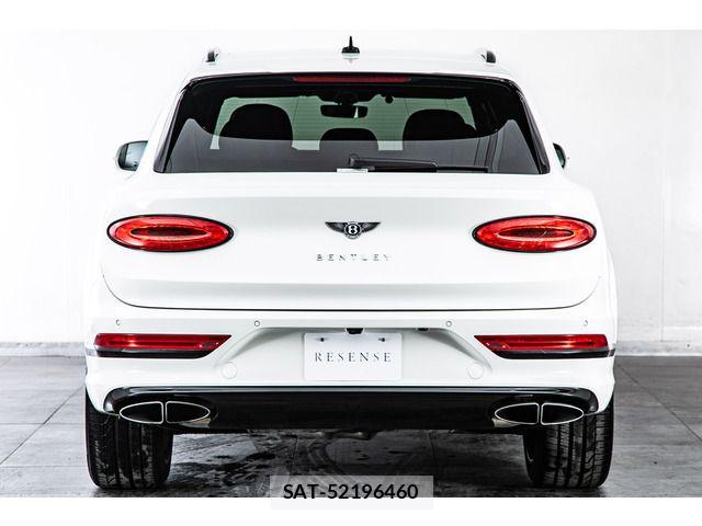 Bentley BENTAYGA 2021-06 7615148-10
