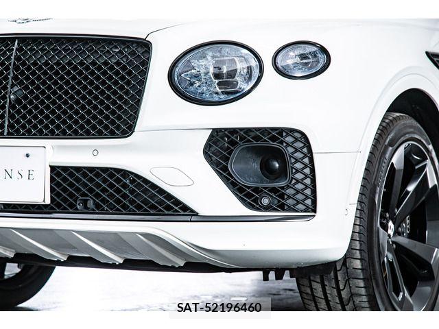 Bentley BENTAYGA 2021-06 7615148-18