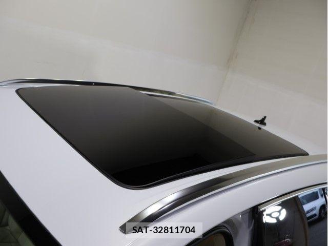 Bentley BENTAYGA 2026-02 7721167-9