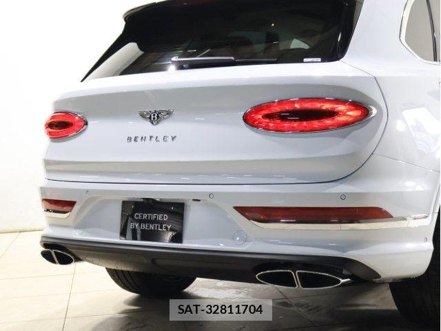 Bentley BENTAYGA 2026-02 7721167-10