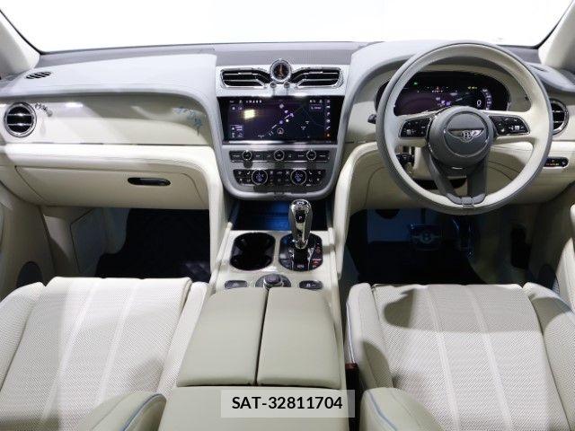 Bentley BENTAYGA 2026-02 7721167-12