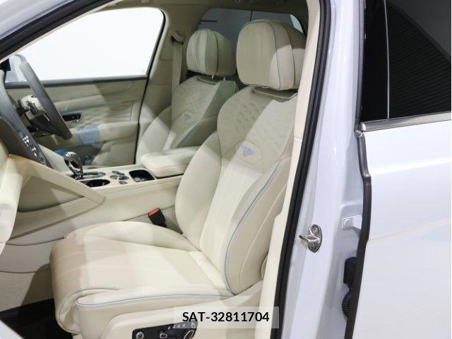 Bentley BENTAYGA 2026-02 7721167-13
