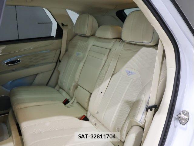 Bentley BENTAYGA 2026-02 7721167-15
