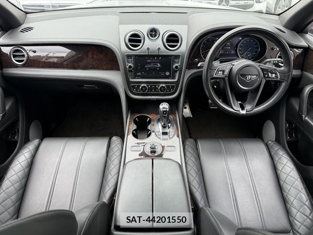 Bentley BENTAYGA 2017-09 7978583-17