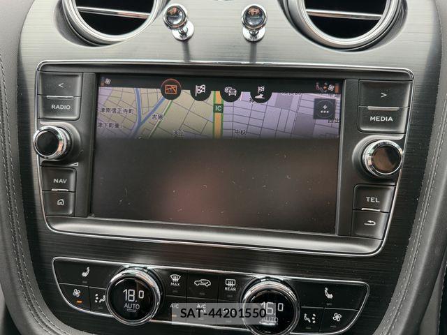 Bentley BENTAYGA 2017-09 7978583-20
