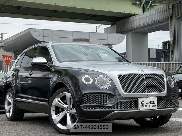 Bentley BENTAYGA 2017-09 7978583-2