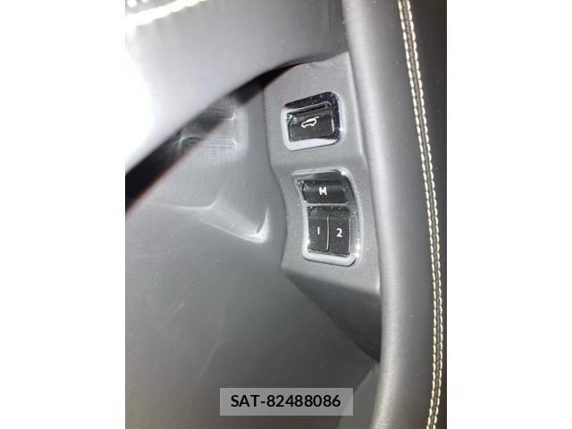 Bentley BENTAYGA 2019-09 8625924-10