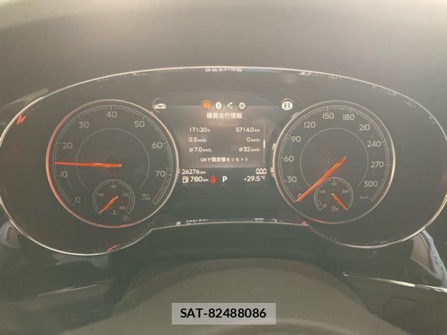 Bentley BENTAYGA 2019-09 8625924-15