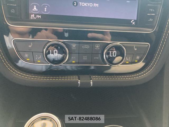 Bentley BENTAYGA 2019-09 8625924-19