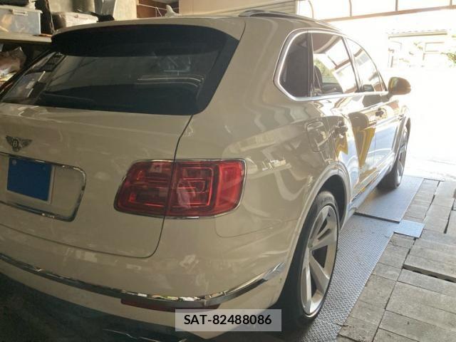 Bentley BENTAYGA 2019-09 8625924-2