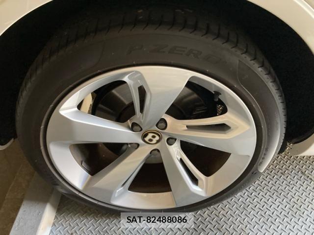 Bentley BENTAYGA 2019-09 8625924-5