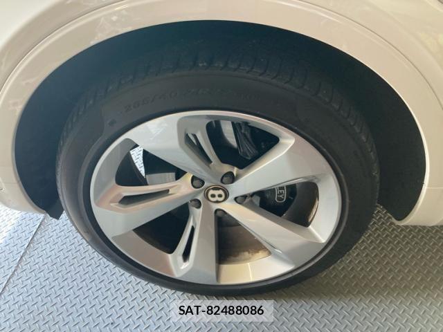 Bentley BENTAYGA 2019-09 8625924-7