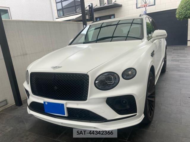 Bentley BENTAYGA 2022-01 8878803-2
