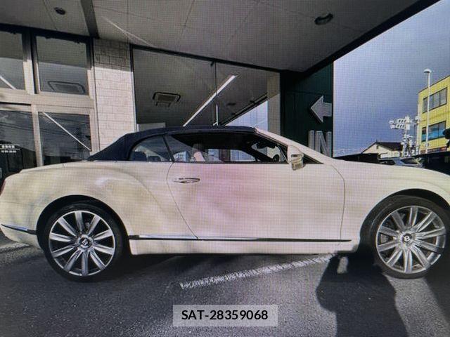 Bentley Bentley 2013-04 2399899-4