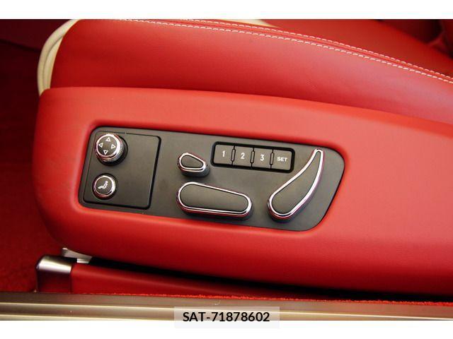 Bentley Bentley 2015-11 787401-10