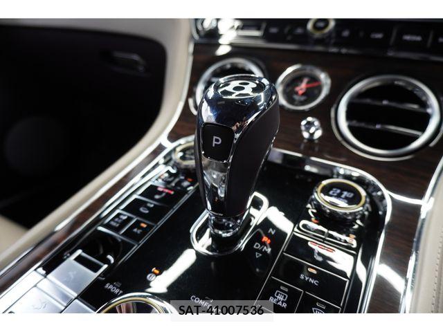 Bentley Bentley 2018-11 7356957-15