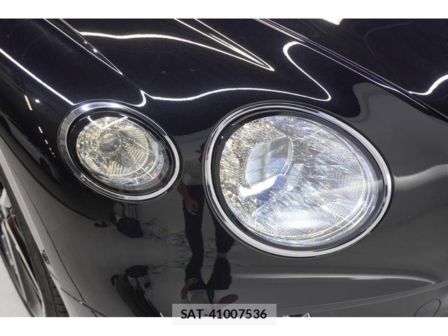 Bentley Bentley 2018-11 7356957-23