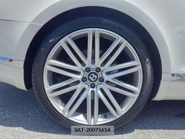 Bentley Bentley 2013-09 7453074-17