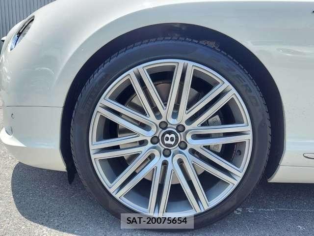 Bentley Bentley 2013-09 7453074-3