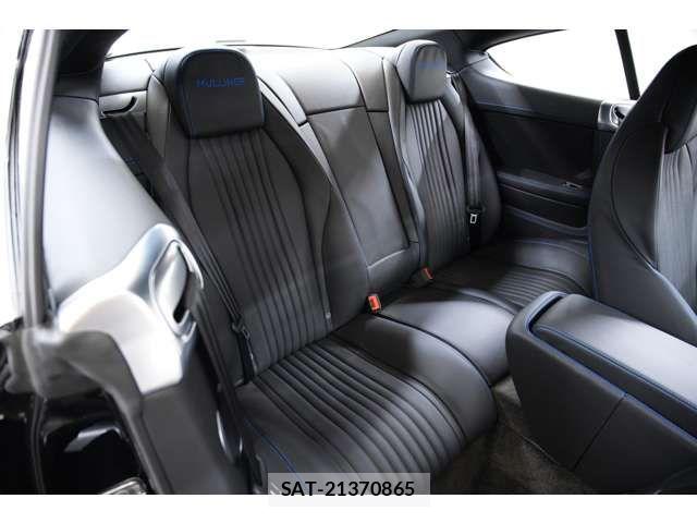 Bentley Bentley 2017-04 8072959-11