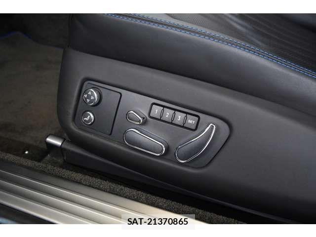 Bentley Bentley 2017-04 8072959-8