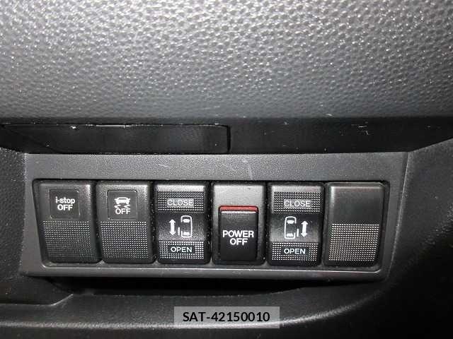 Mazda BIANTE 2016-07 727730-7