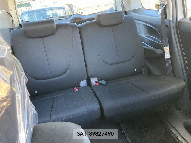 Mazda BIANTE 2011-04 6007231-14