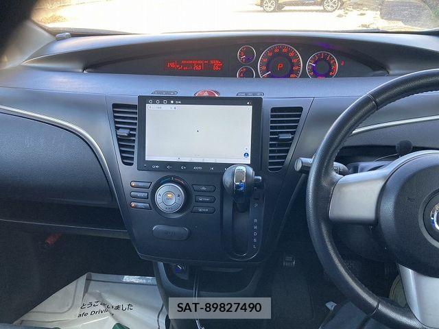 Mazda BIANTE 2011-04 6007231-1