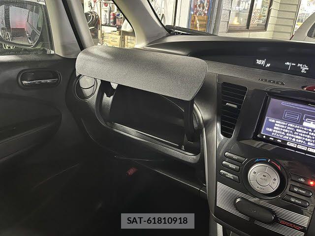 Mazda BIANTE 2014-02 6683692-15